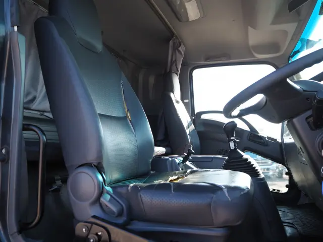 いすゞ フォワード QKG-FVZ34U2(6x4)の写真44