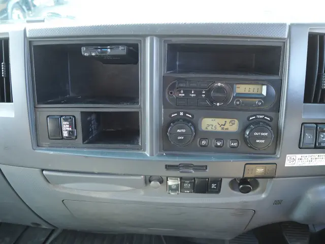 いすゞ フォワード QKG-FVZ34U2(6x4)の写真47