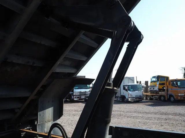 日野 レンジャー ADG-FE7JEWA(2WD)の写真23