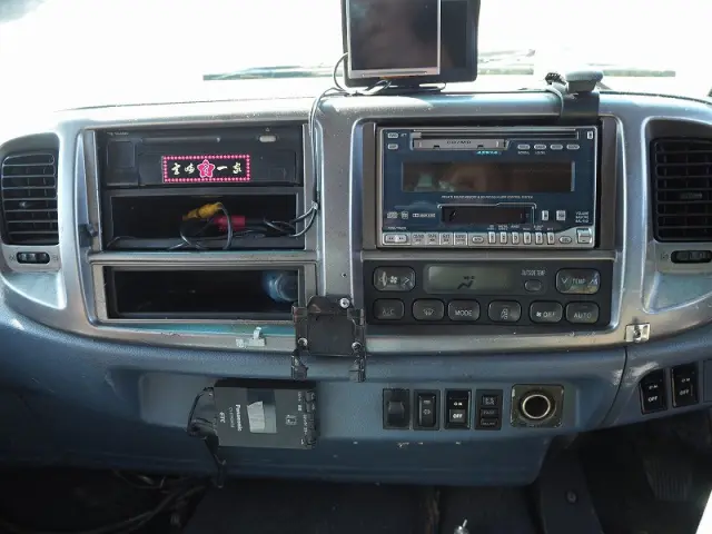 日野 レンジャー ADG-FE7JEWA(2WD)の写真48