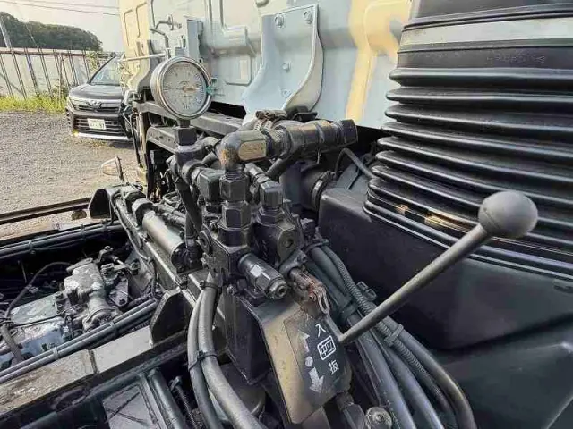 ＵＤ コンドル BDG-PW37C(6x4)の写真25