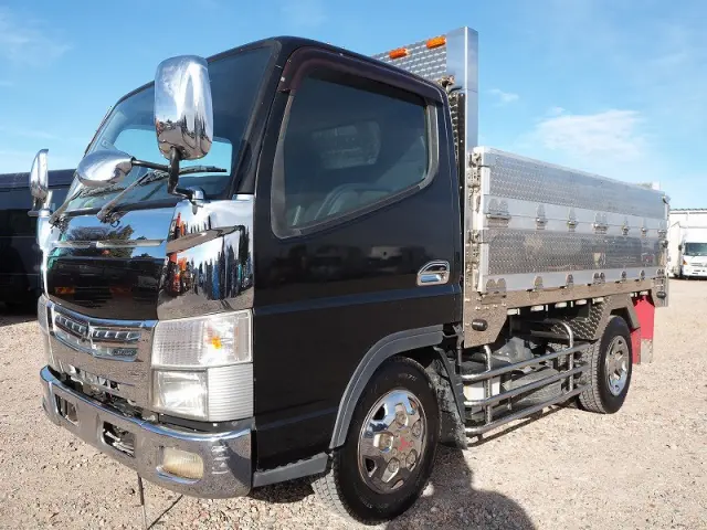 三菱 キャンター TPG-FBA20(2WD)の写真1