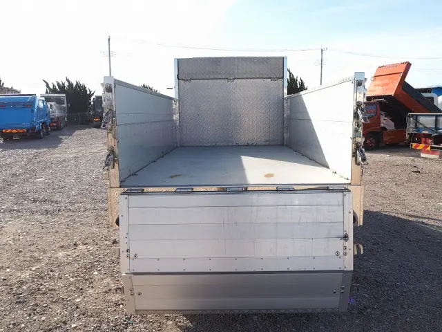 三菱 キャンター TPG-FBA20(2WD)の写真23