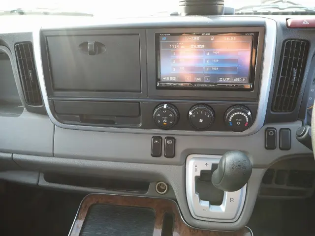 三菱 キャンター TPG-FBA20(2WD)の写真46