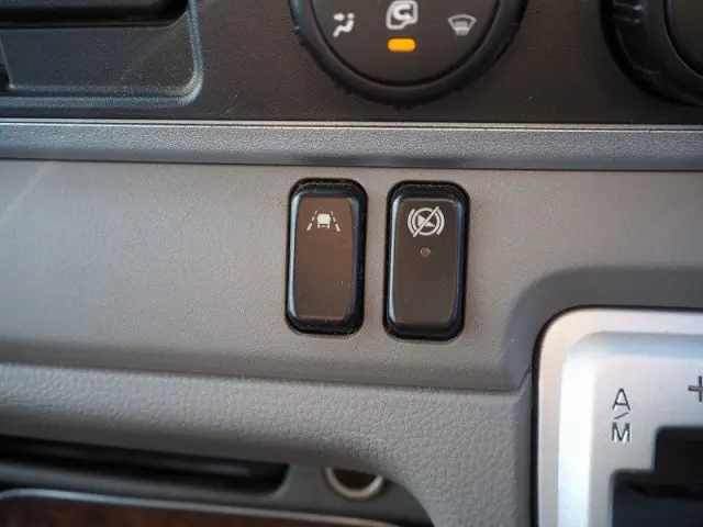 三菱 キャンター TPG-FBA20(2WD)の写真47