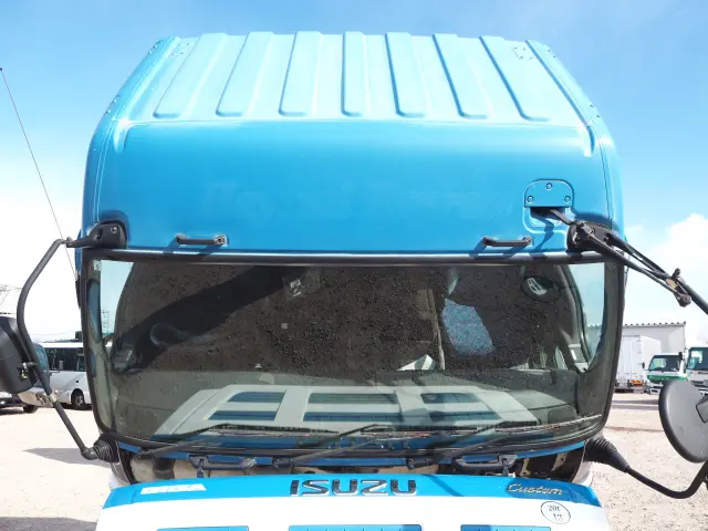 いすゞ ギガ LKG-CYJ77A(8x4)の写真10