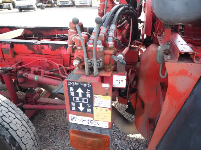 いすゞ ギガ LKG-CYJ77A(8x4)の写真12