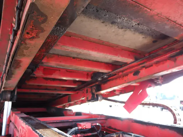 いすゞ ギガ LKG-CYJ77A(8x4)の写真17