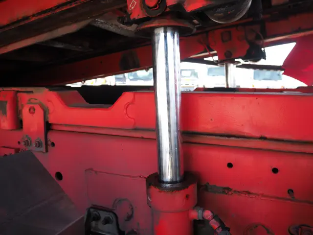 いすゞ ギガ LKG-CYJ77A(8x4)の写真19