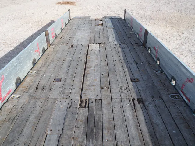 いすゞ ギガ LKG-CYJ77A(8x4)の写真26