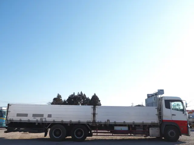 UD クオン QKG-CW5ZA(6x4)の写真6