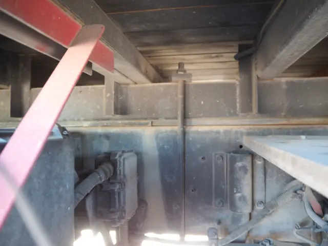 UD クオン QKG-CW5ZA(6x4)の写真13