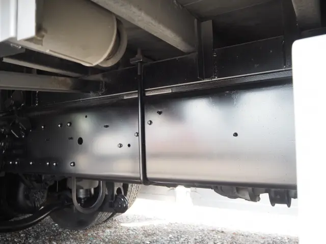 UD クオン QKG-CW5ZA(6x4)の写真17