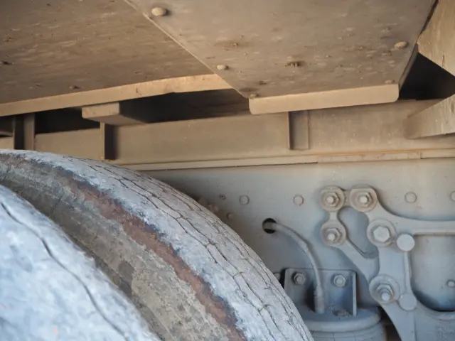 UD クオン QKG-CW5ZA(6x4)の写真18