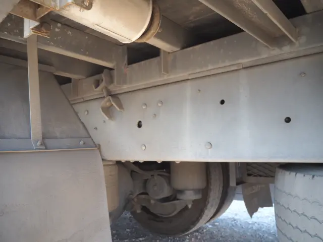 UD クオン QKG-CW5ZA(6x4)の写真27