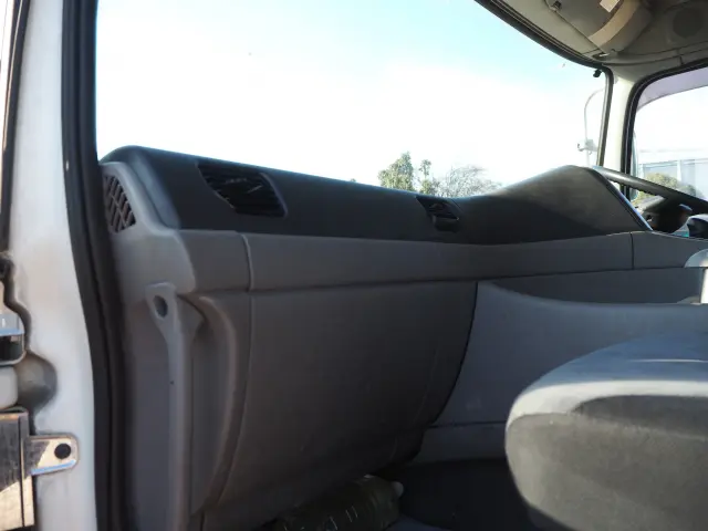 UD クオン QKG-CW5ZA(6x4)の写真40