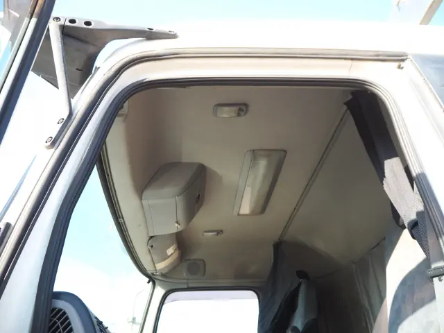 UD クオン QKG-CW5ZA(6x4)の写真41