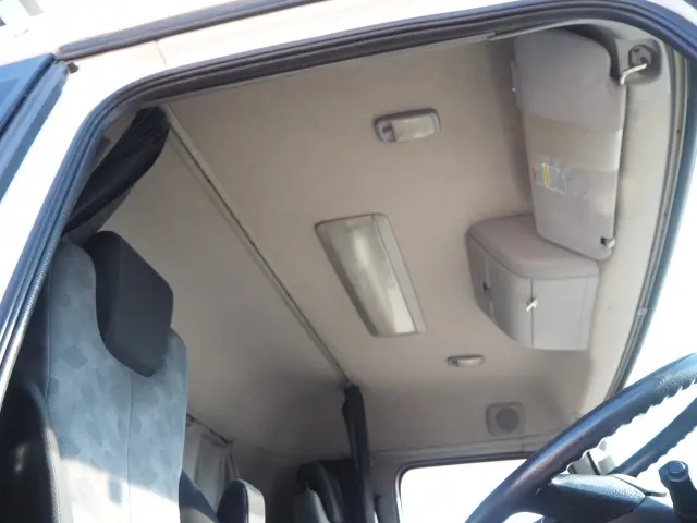 UD クオン QKG-CW5ZA(6x4)の写真45