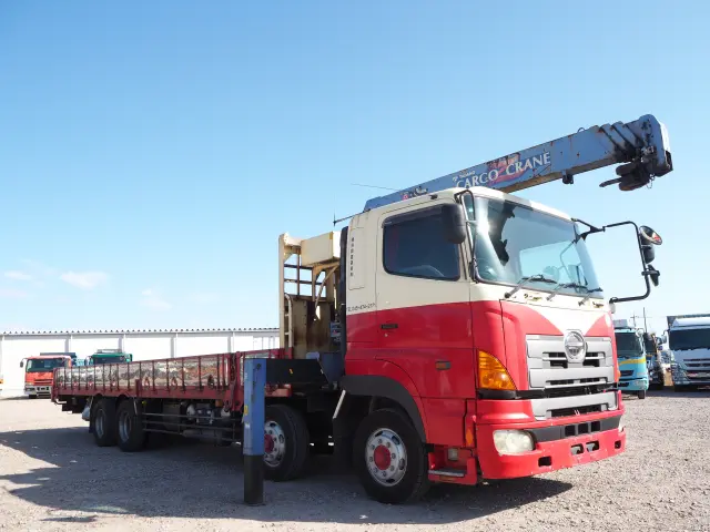 日野 プロフィア PK-FW1EXWG(8x4)の写真7