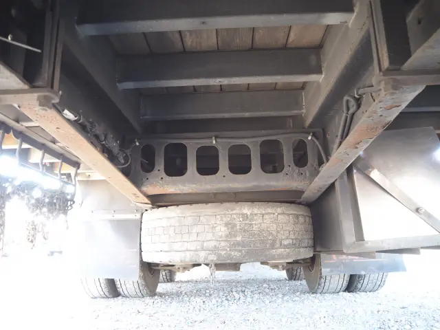 日野 プロフィア PK-FW1EXWG(8x4)の写真26