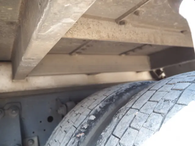 日野 プロフィア PK-FW1EXWG(8x4)の写真31