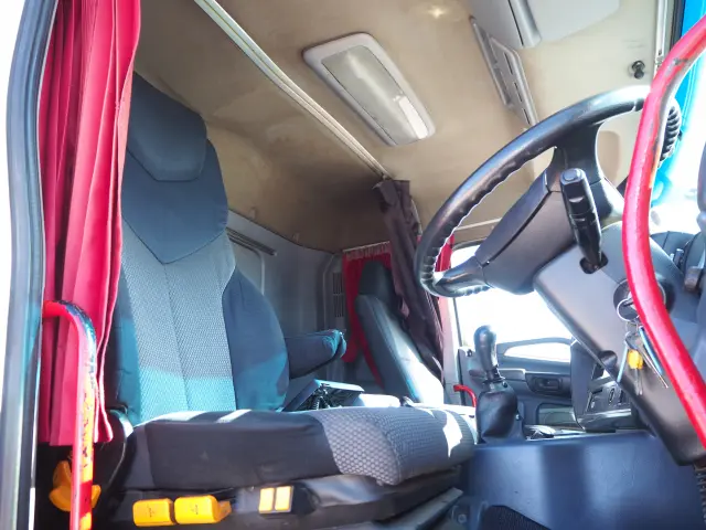 日野 プロフィア PK-FW1EXWG(8x4)の写真44