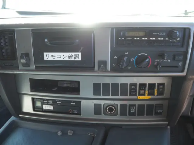 日野 プロフィア PK-FW1EXWG(8x4)の写真48