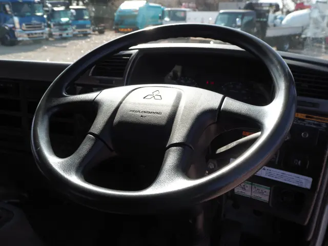 三菱 ファイター TKG-FK61F(2WD)の写真44