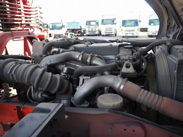 いすゞ フォワード TKG-FRR90T2(2WD)の写真22