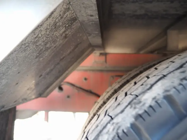 いすゞ フォワード TKG-FRR90T2(2WD)の写真31