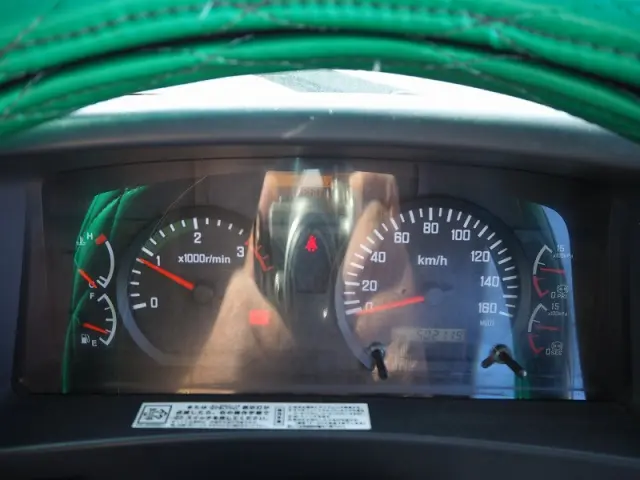 いすゞ フォワード TKG-FRR90T2(2WD)の写真50