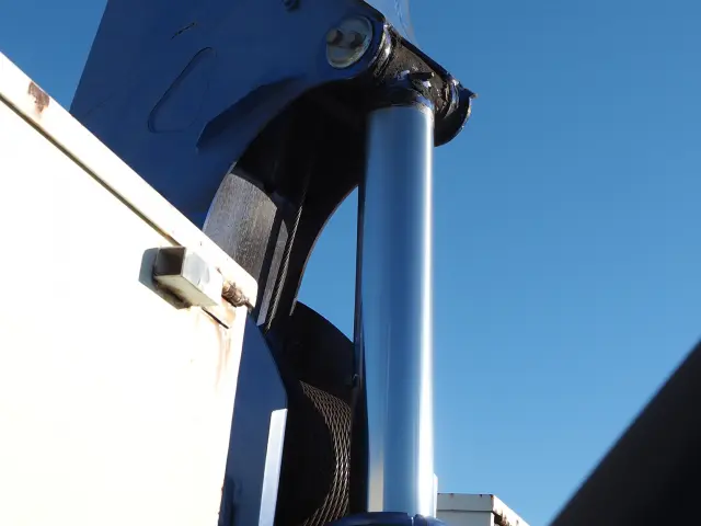 日野 レンジャー BDG-FE7JLWA(2WD)の写真11