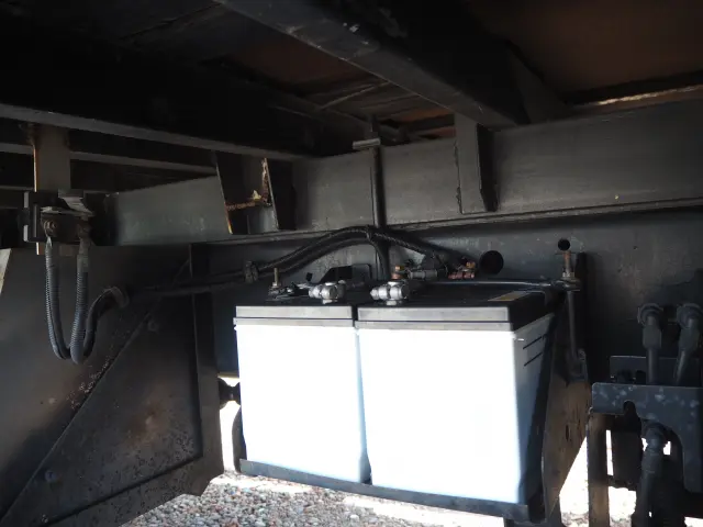 いすゞ フォワード LKG-FVR34U2(2WD)の写真17