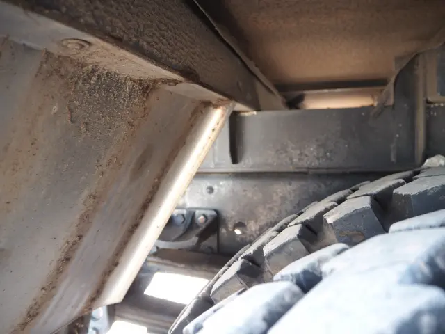 いすゞ フォワード LKG-FVR34U2(2WD)の写真21