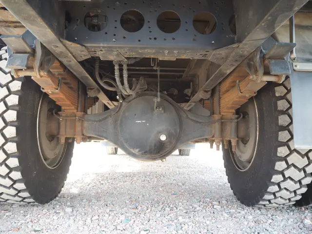 いすゞ フォワード LKG-FVR34U2(2WD)の写真25