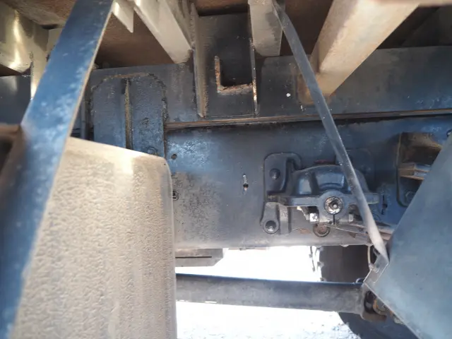 いすゞ フォワード LKG-FVR34U2(2WD)の写真29