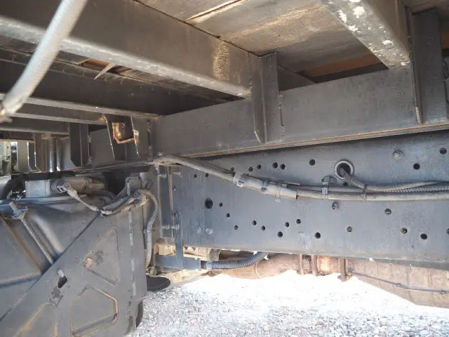 いすゞ フォワード LKG-FVR34U2(2WD)の写真31