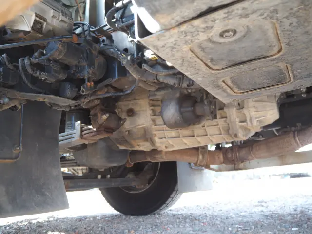 いすゞ フォワード LKG-FVR34U2(2WD)の写真33