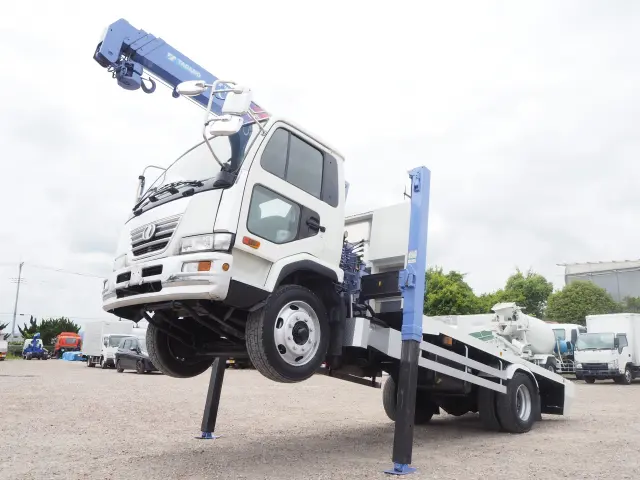 UD コンドル PK-PK36A(2WD)の写真1