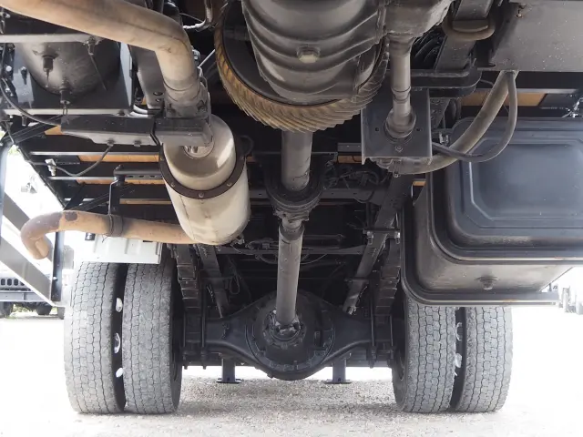 UD コンドル PK-PK36A(2WD)の写真10
