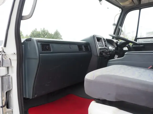 UD コンドル PK-PK36A(2WD)の写真37