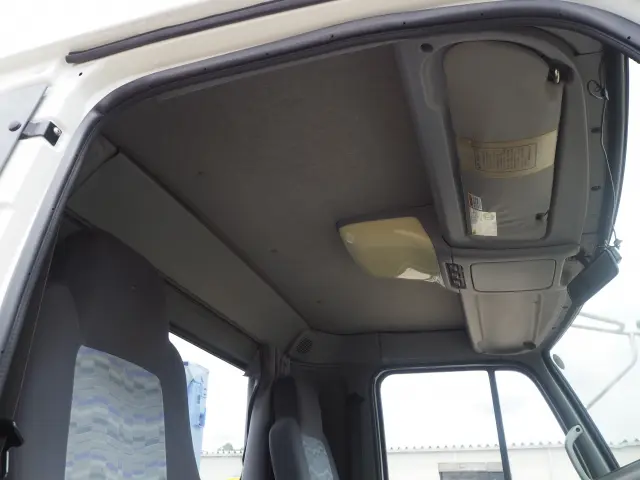 UD コンドル PK-PK36A(2WD)の写真41
