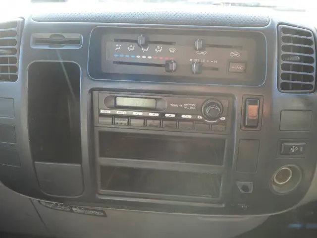 日野 デュトロ BDG-XZU404X(2WD)の写真49