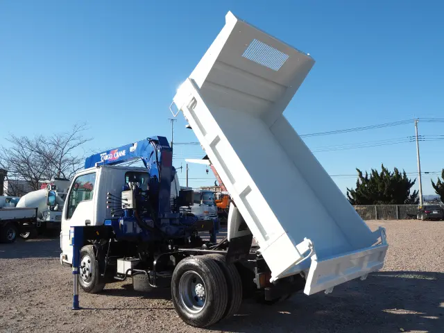 いすゞ エルフ TKG-NKR85AN(2WD)の写真3