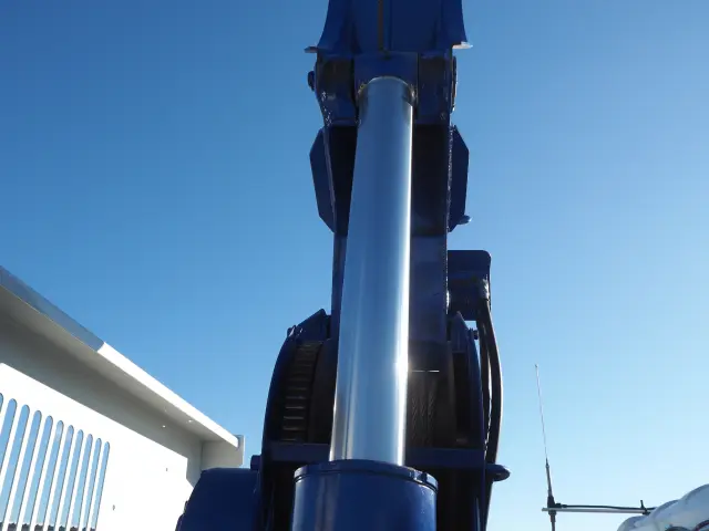 いすゞ エルフ TKG-NKR85AN(2WD)の写真11