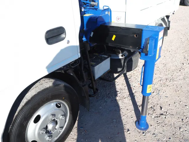 いすゞ エルフ TKG-NKR85AN(2WD)の写真12