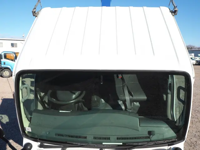 いすゞ エルフ TKG-NKR85AN(2WD)の写真15