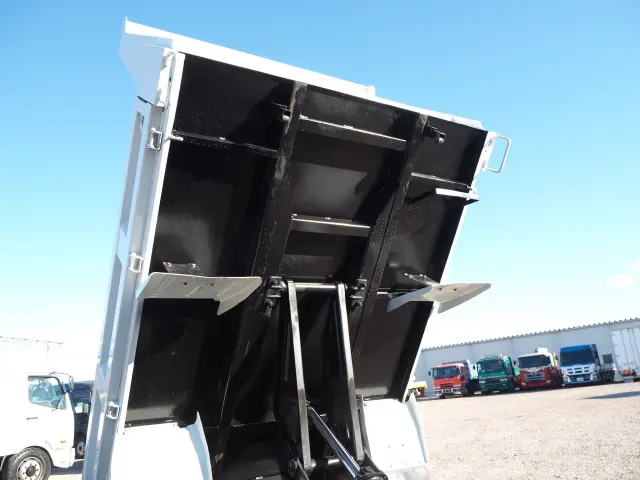 いすゞ エルフ TKG-NKR85AN(2WD)の写真20