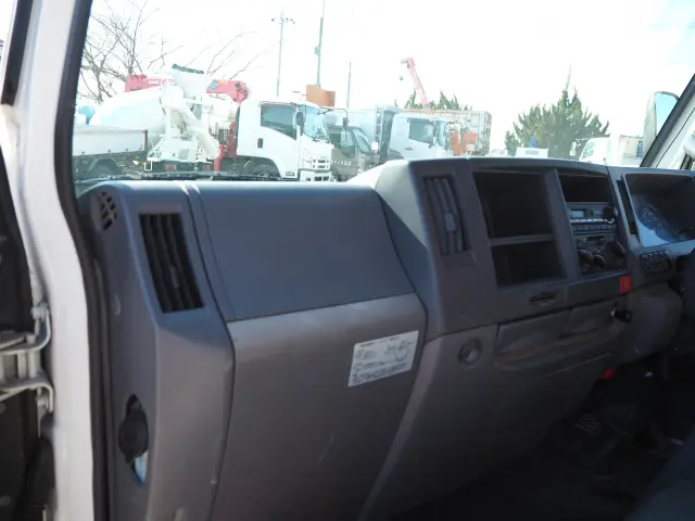 マツダ タイタン TKG-LKR85R(2WD)の写真41