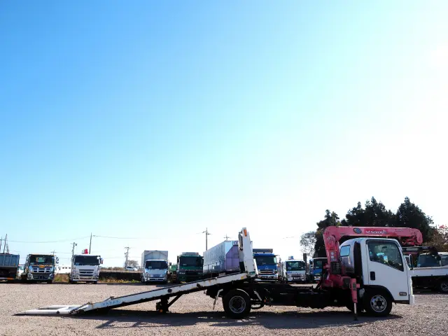 いすゞ エルフ BDG-NPR85AN(2WD)の写真6